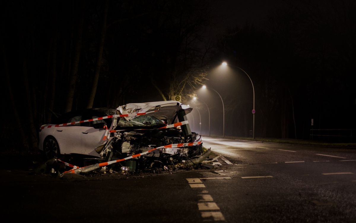 Accidente de carro sin papeles: qué derechos tienes y qué riesgos hay (2026)